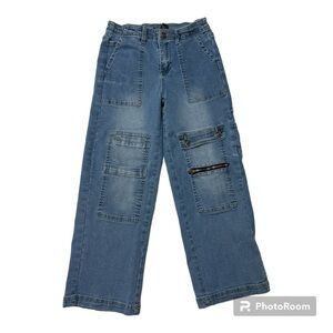 Girls Wide-Leg Cargo Jeans (Kids) size 9/10